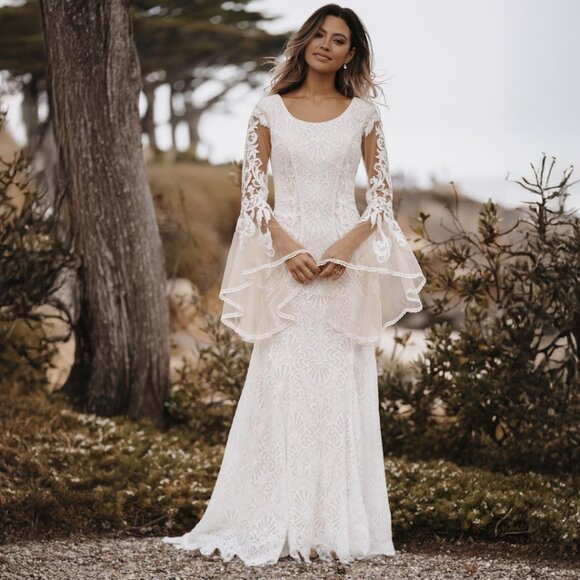 Allure Modest Bridal Collection M688 – Size 10 – New Without Tags - Picture 1 of 3